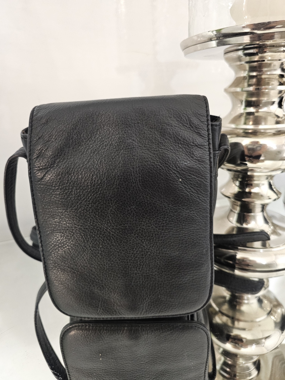 ILI Leather Crossbody Bag for Men - Black